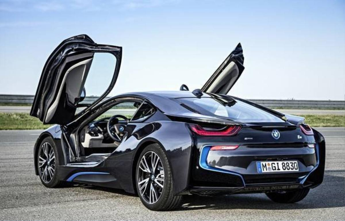 bmw-i8-sieu-xe-7-ty-duoc-nhieu-thieu-gia-lua-chon (8)