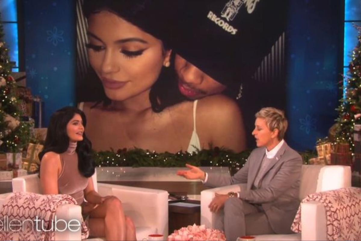 Kylie Jenner trong Ellen Show.