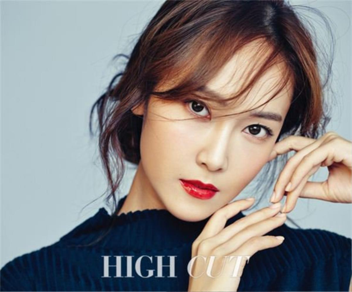 Jessica trên tạp chí High Cut số mới nhất.