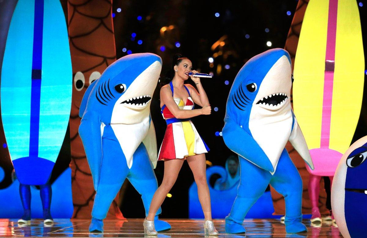 katy-perry-dancing-sharks