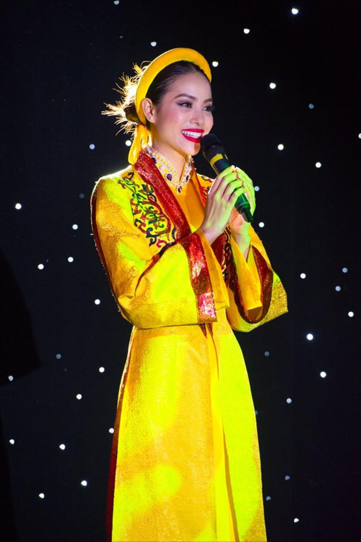 Pham Huong (3)