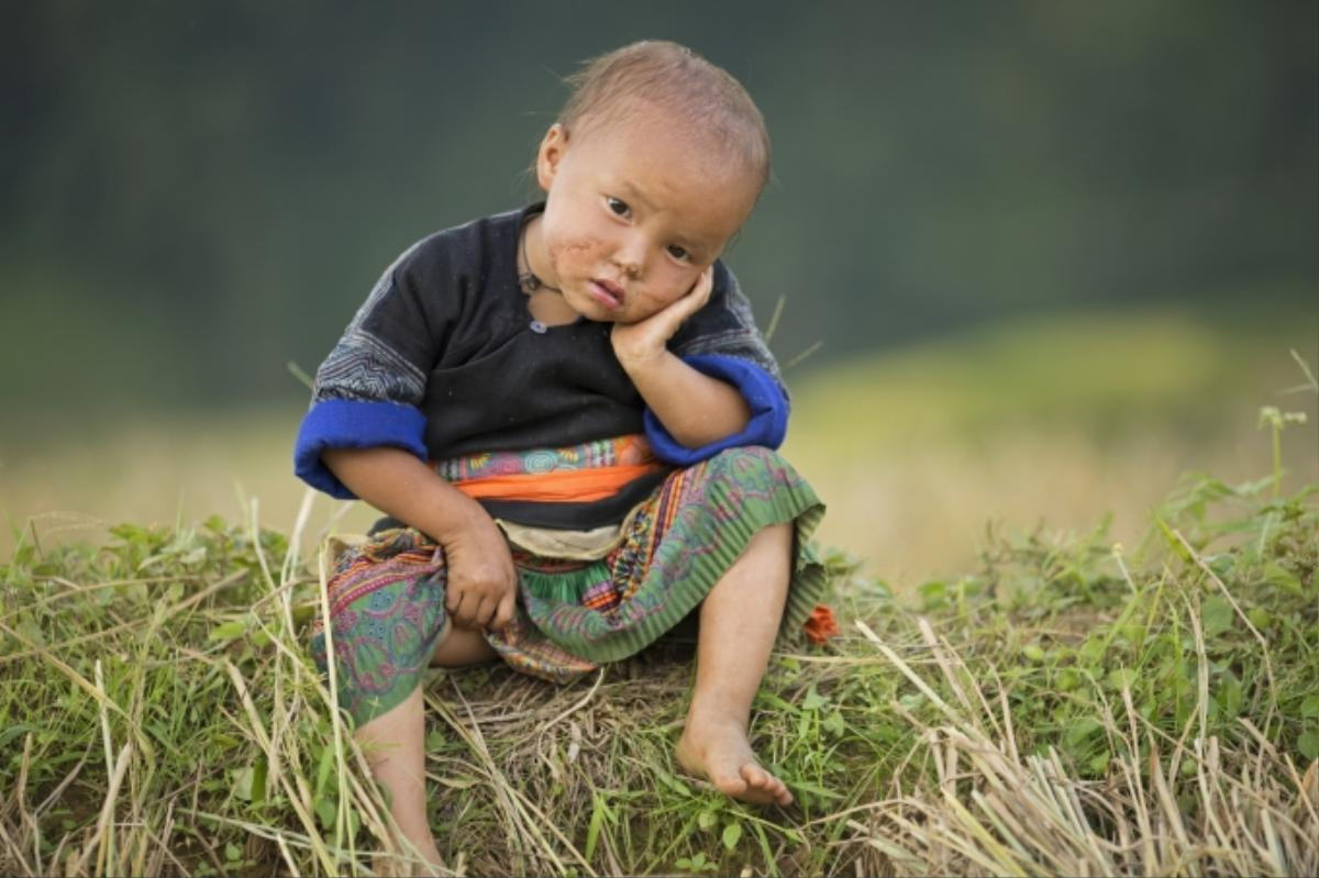 Em bé ở La Pán Tẩn, Mù Cang Chải.