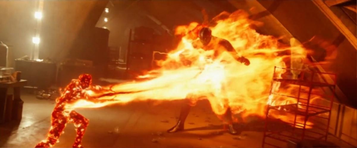 X-Men-Days-of-Future-Past-Trailer-Sunspot-Blasting-Sentinel