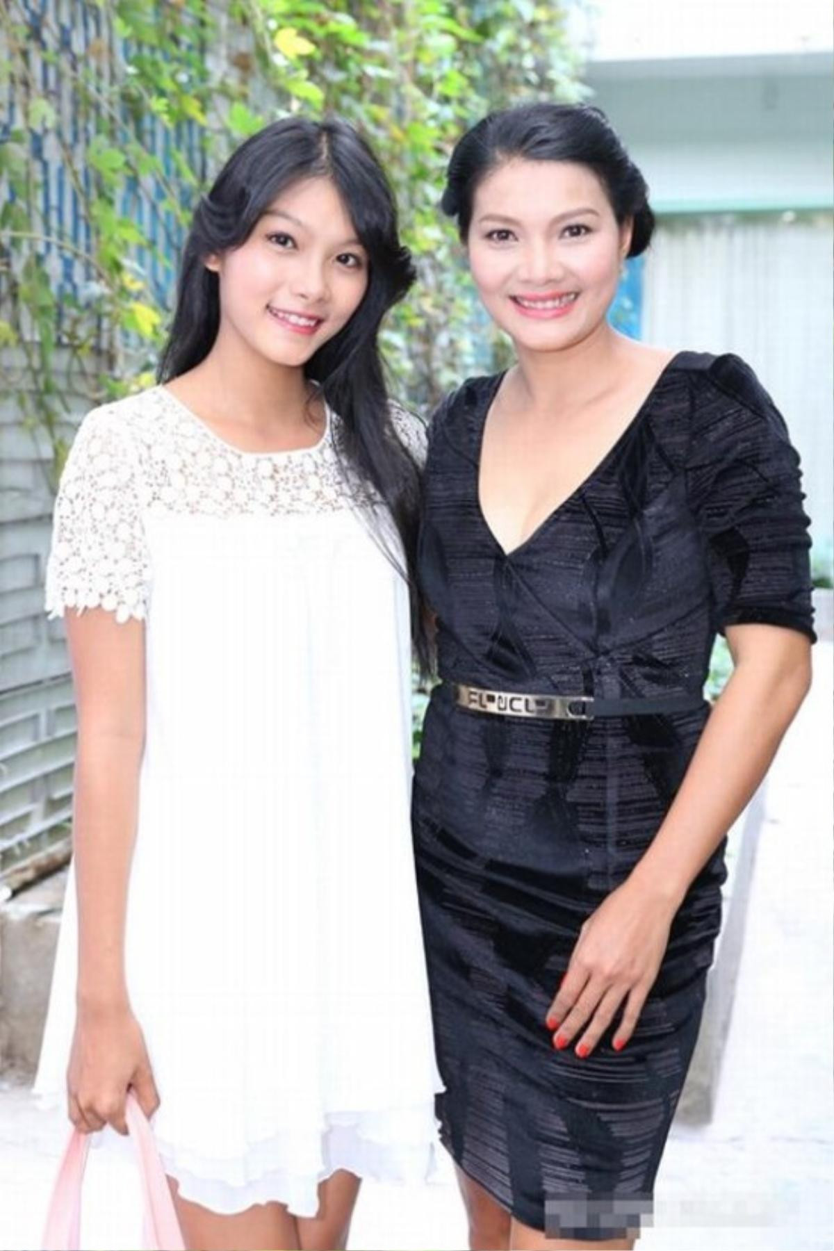 con gai kieu trinh (2) (550 x 825)