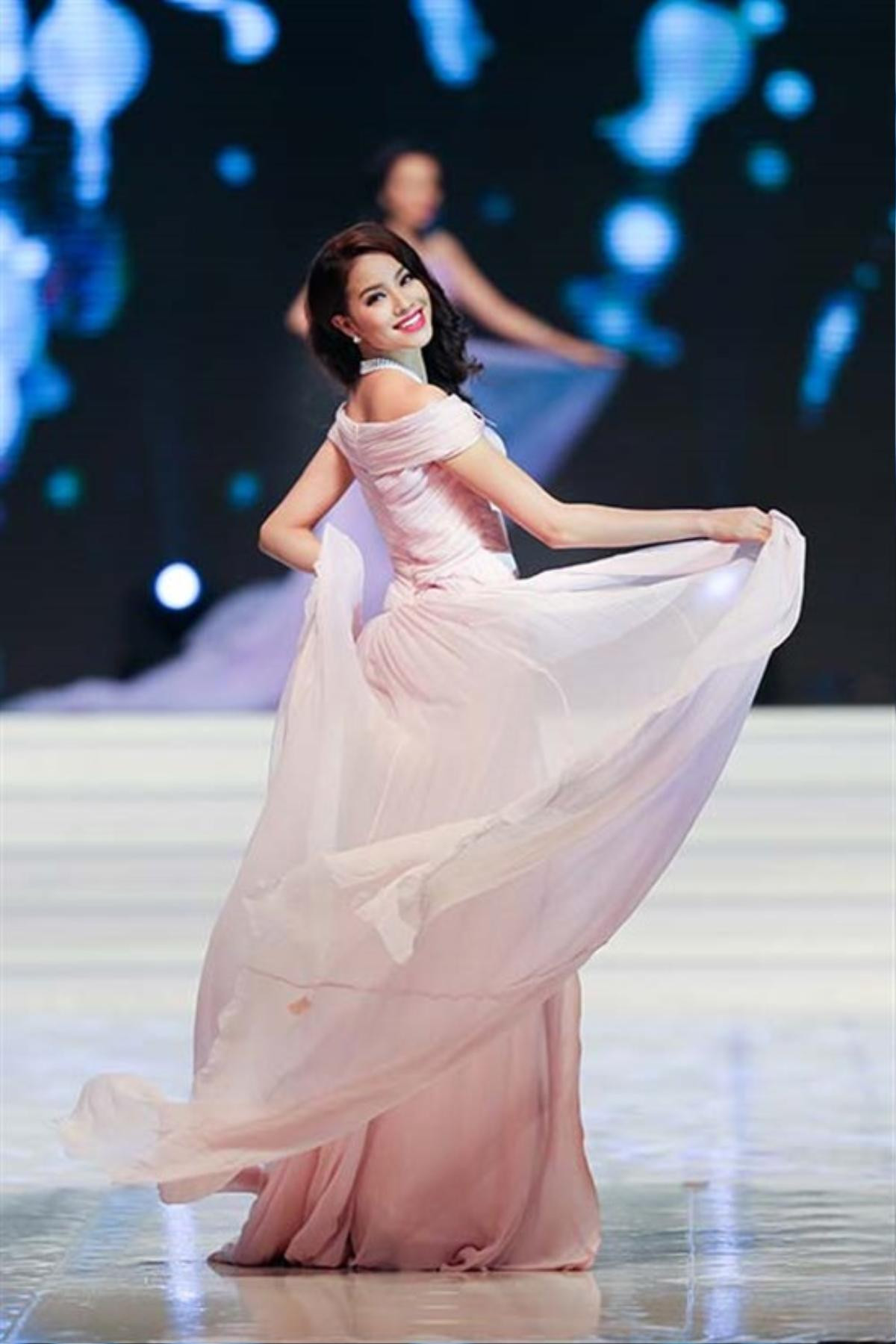 Pham Huong (2) (550 x 825)