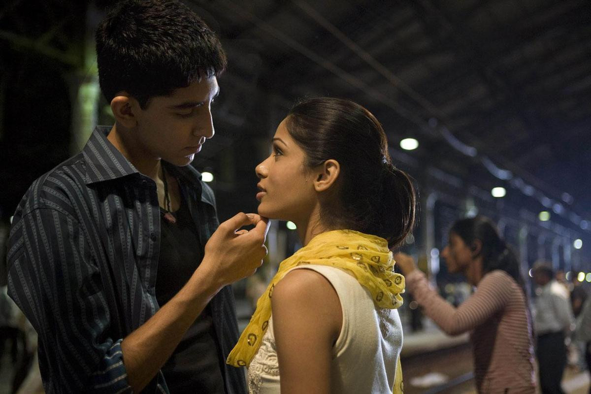 Dev-Patel-Freida-Pinto-Slumdog-Millionaire