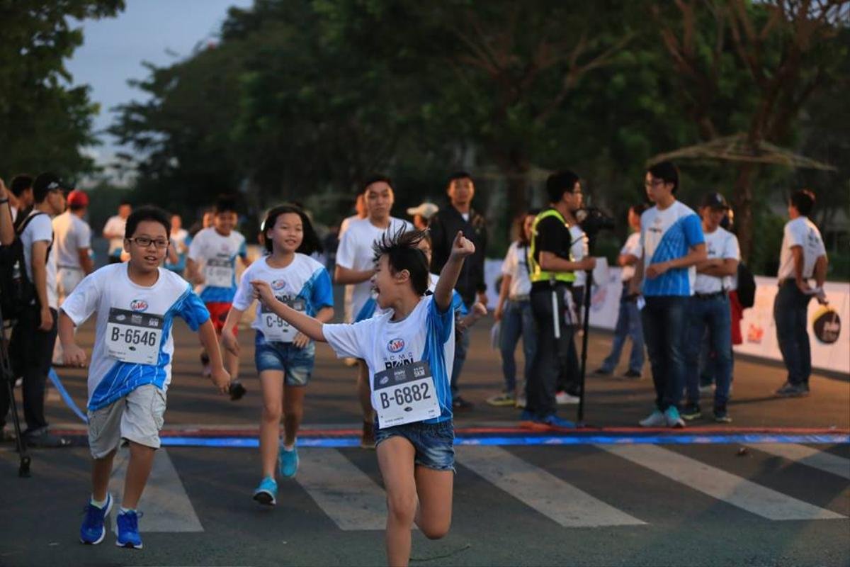 Giải chạy sẽ được diễn ra chính thức vào ngày 6h sáng ngày chủ nhật (24/1) tại Phú Mỹ Hưng, chào đón tất cả các vận động viên ở cự ly 21km, 10km và 5km.