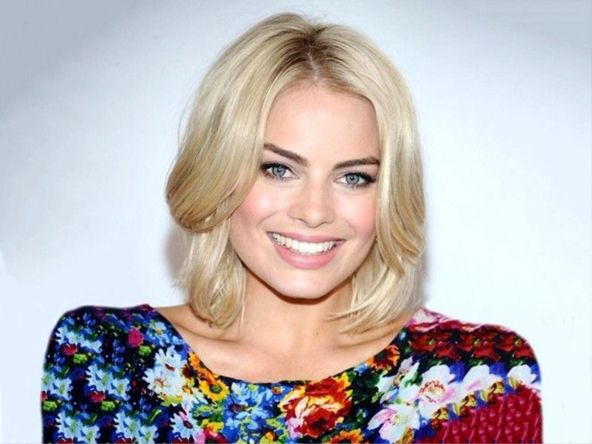 Margot-Robbie-Workout-Routine-and-Diet-Plan