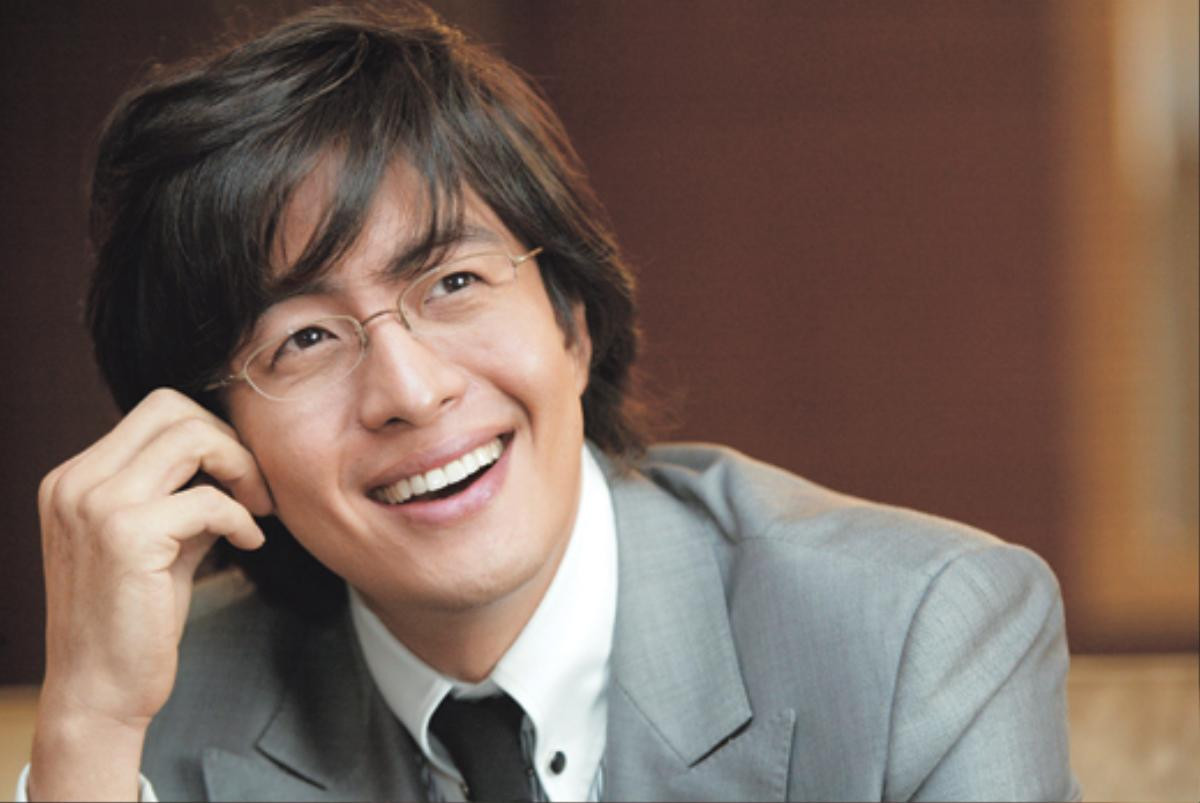 Năm 2015, Bae Yong Joon kết hôn khiến người hâm mộ nữ không khỏi tiếc nuối.