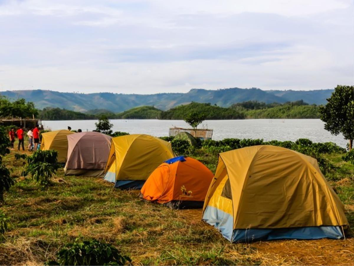 Phát hiện điểm cắm trại mới: 'Hạ Long của Tây Nguyên' cách TP HCM 270km Ảnh 8