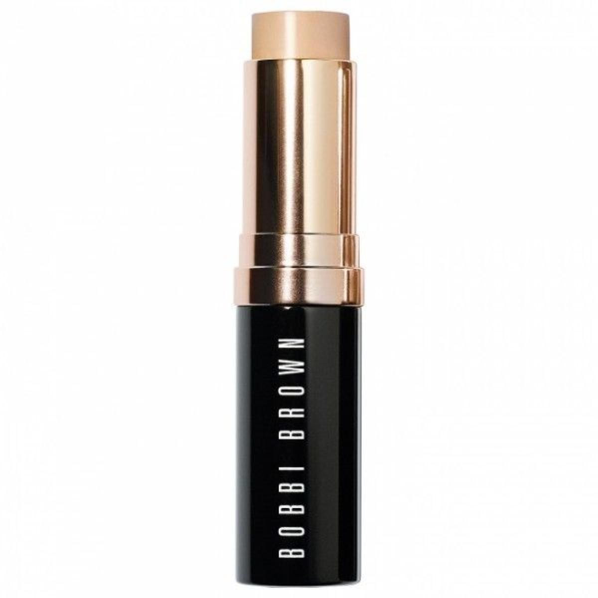 Để có được lớp nền cực mịn và tự nhiên thì phấn dạng nén Bobbi Brown Stick Foundation là chọn lựa bạn nên nghía qua, được bình chọn là 1 trong 10 loại phấn dành cho mặt có độ che phủ cực đỉnh trong giới thời trang.