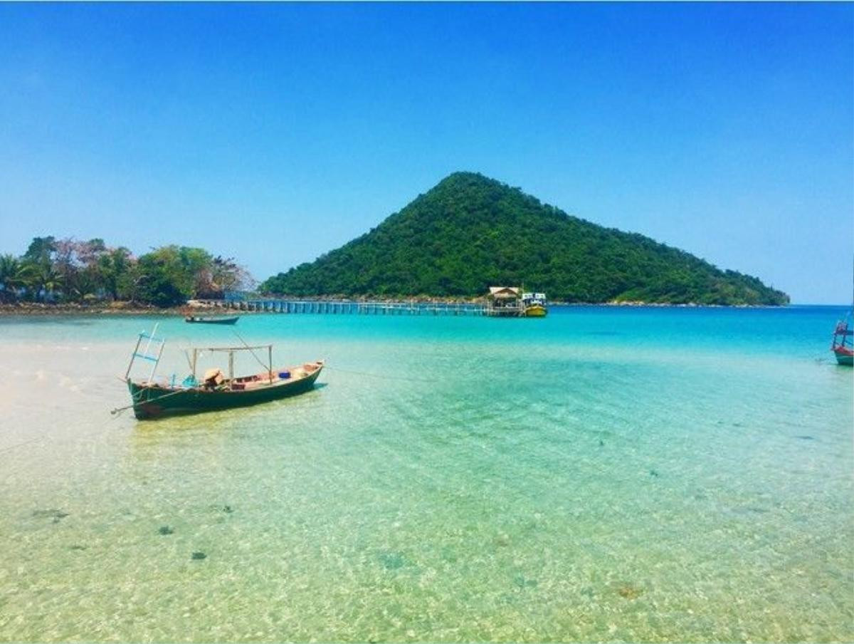 Vẻ đẹp hoang sơ của Koh Rong thu hút nhiều du khách. Ảnh: Globel.