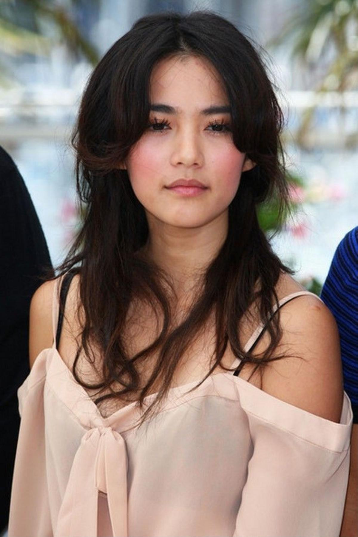 Tại sự kiện Cannes năm 2008, cô cũng nhiều khác biệt.