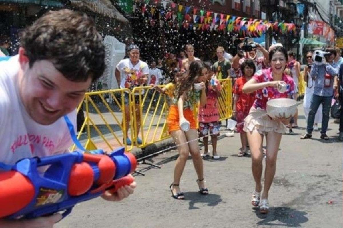 songkran01