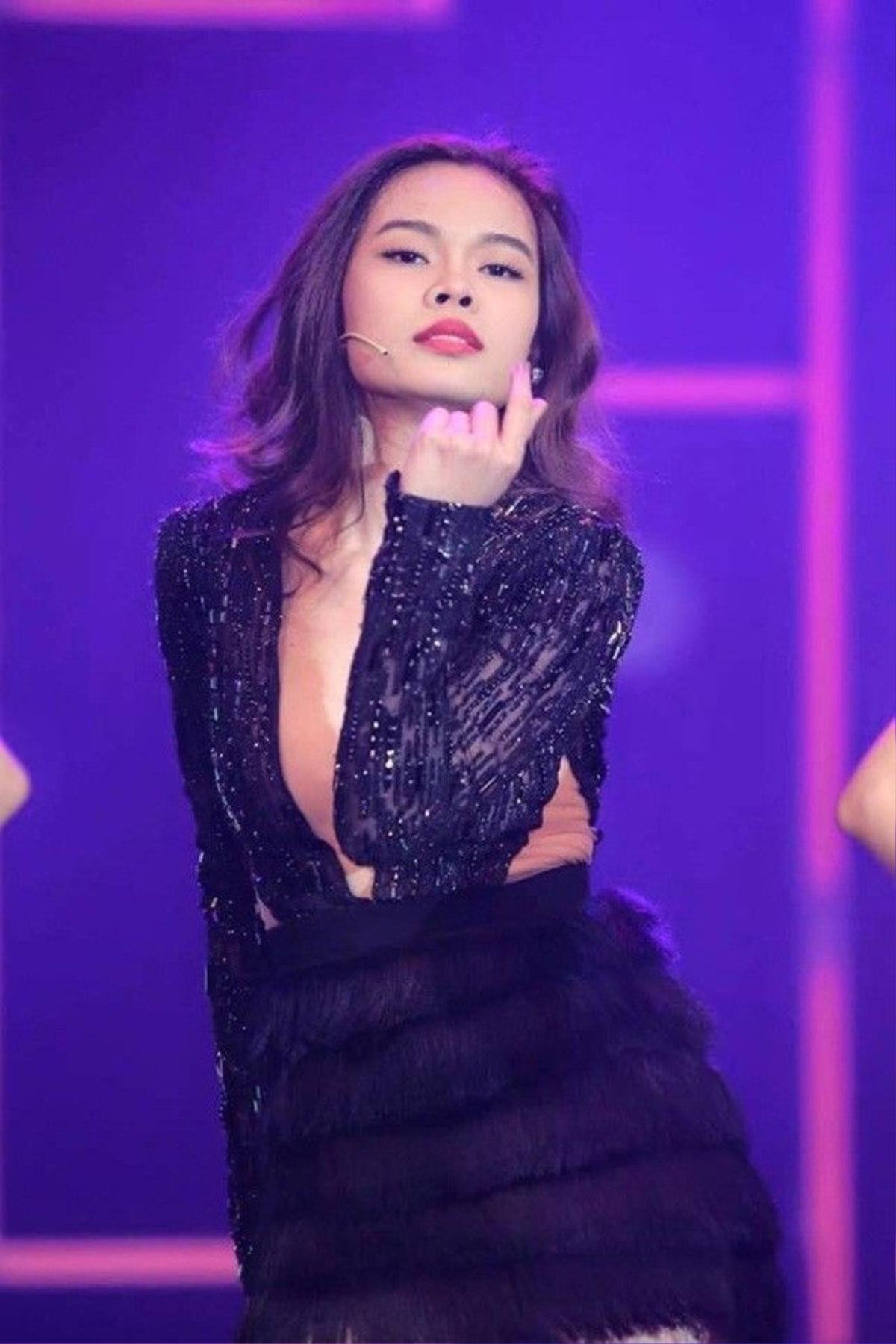 Giang Hong Ngoc (21)