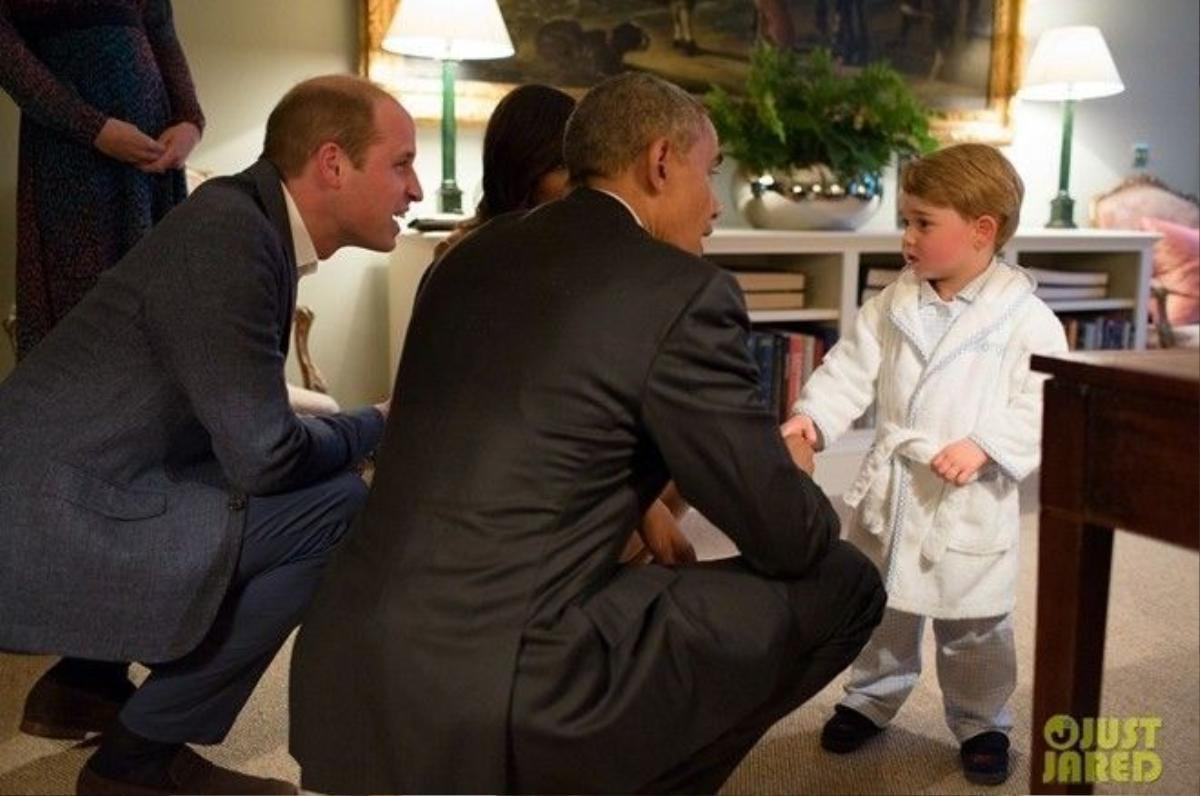 prince-george-wears-stylish-pajamas-to-meet-the-obamas-01