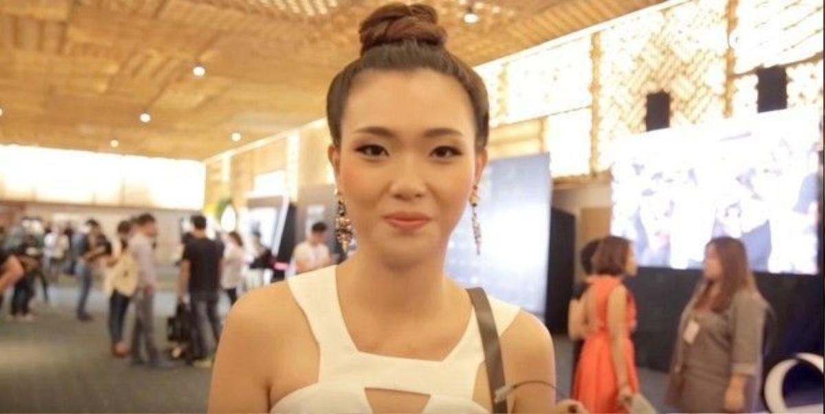 VJ Kaylee thì muốn mọi người hãy tin tưởng Phạm Hương ở vai trò HLV TheFace Vietnam lần này