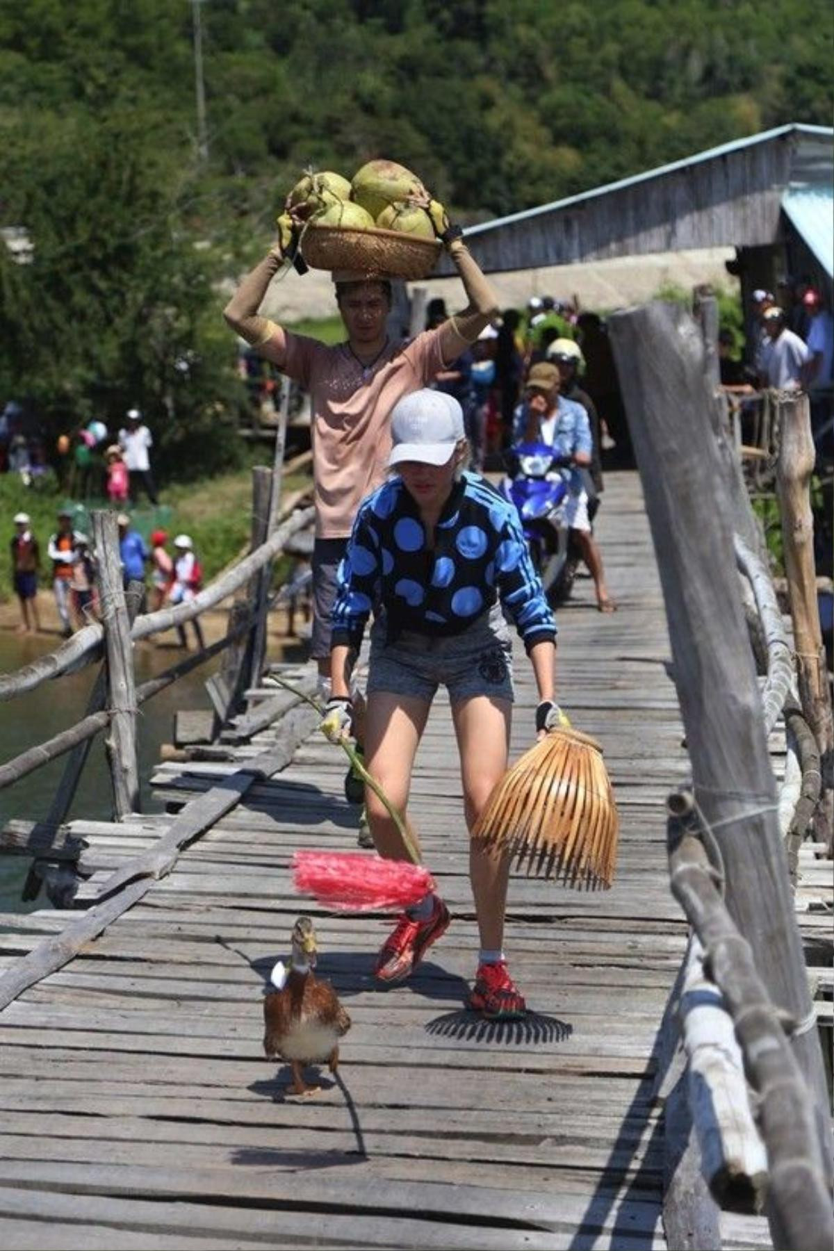 3 - Lo trinh doi dua qua cau 1