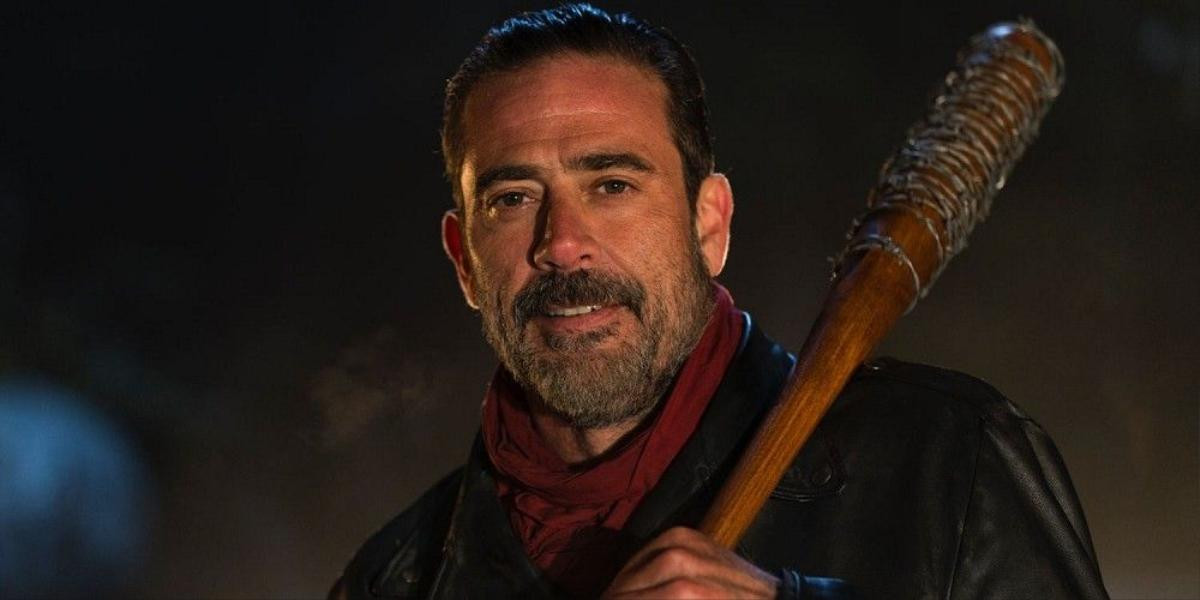 Jeffrey-Dean-Morgan-as-Negan-in-The-Walking-Dead-Season-6-Episode-16