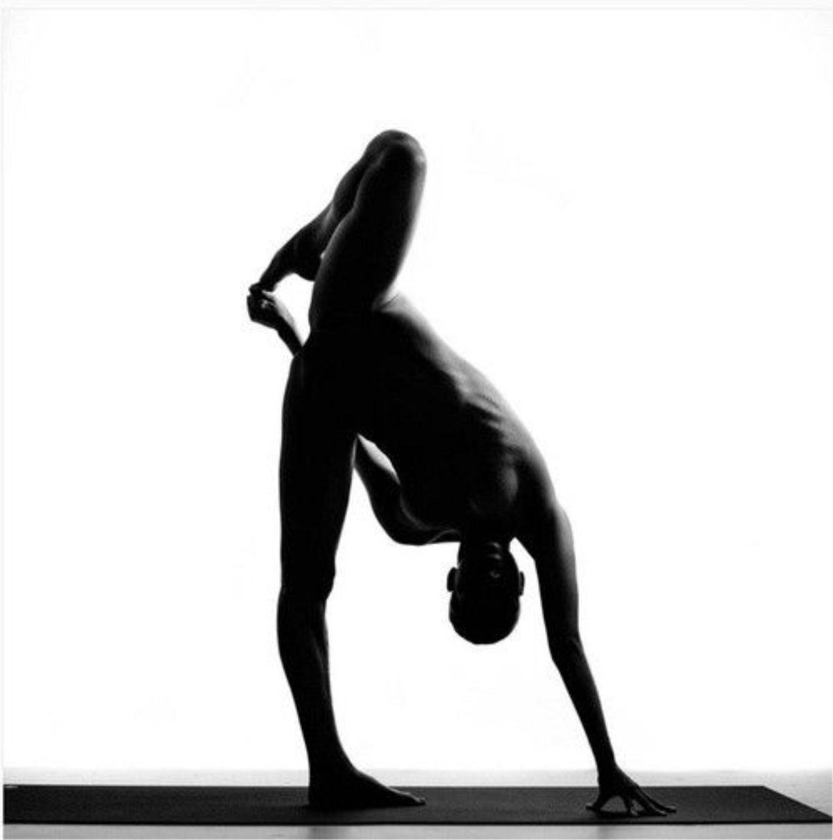 nudeyoga (9)