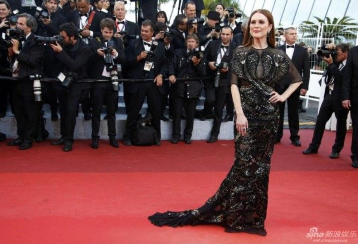 Julianne Moore - minh tinh từng giành giải Oscar nhận được sự quan tâm lớn.