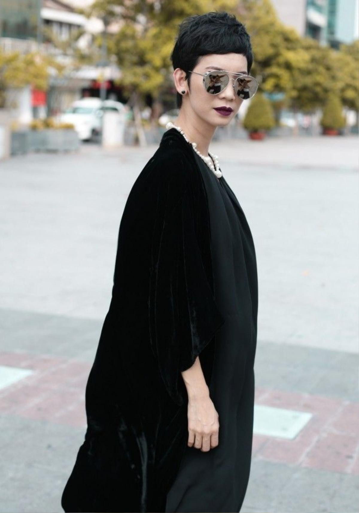 Xuân Lan, Diễm My, Lê Minh Ngọc cùng loạt sao Việt xuống đường chụp ảnh streetstyle Ảnh 4