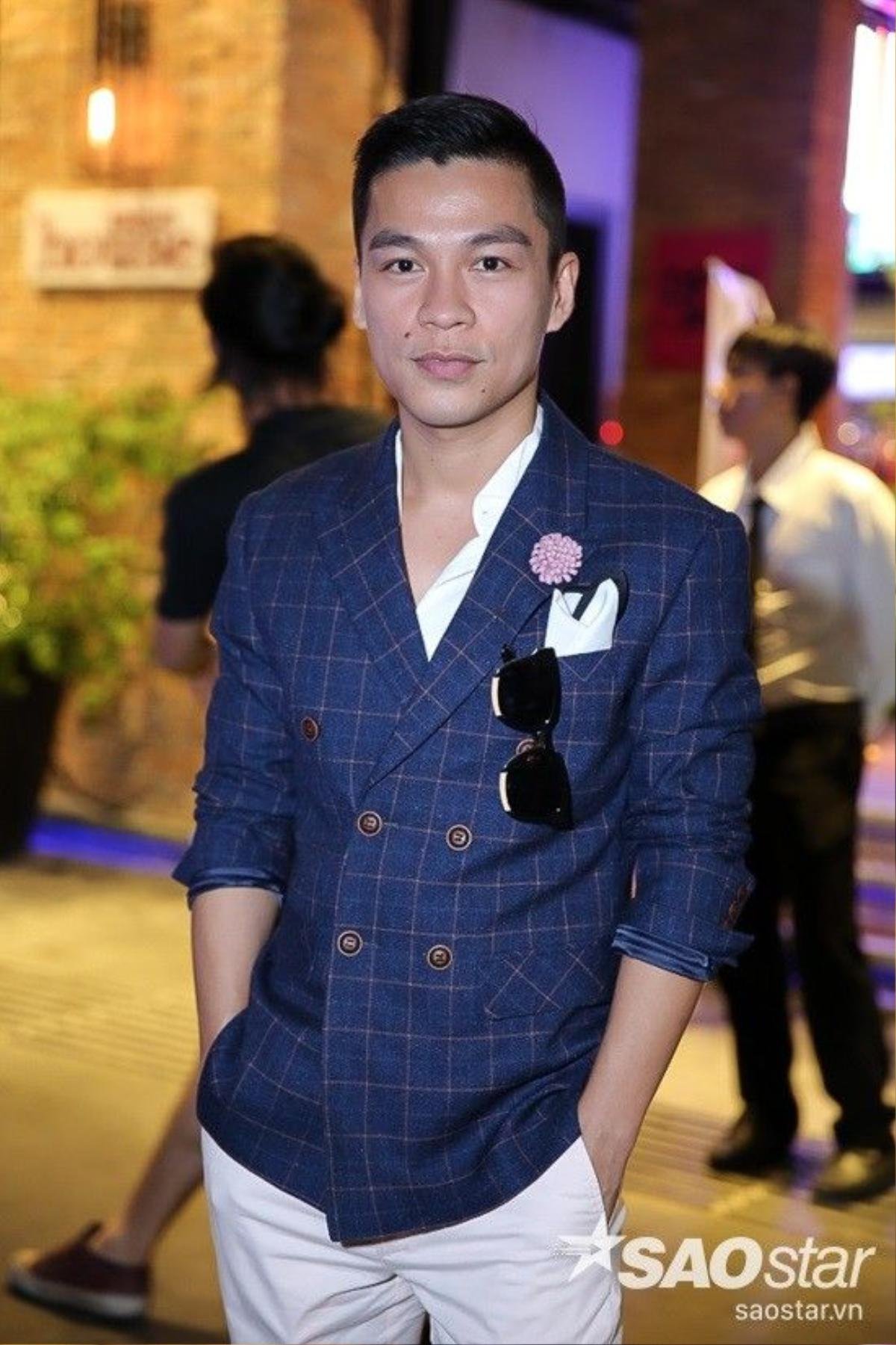 NTK Adrian Anh Tuấn.