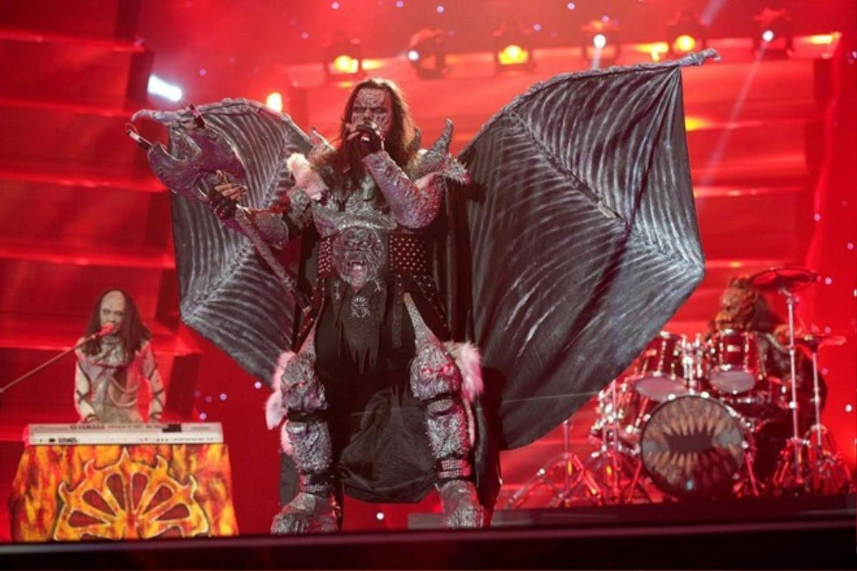 Nhóm nhạc rock Lordi đến từ Phần Lan giành chiến thắng trong cuộc thi Eurovision 2006.