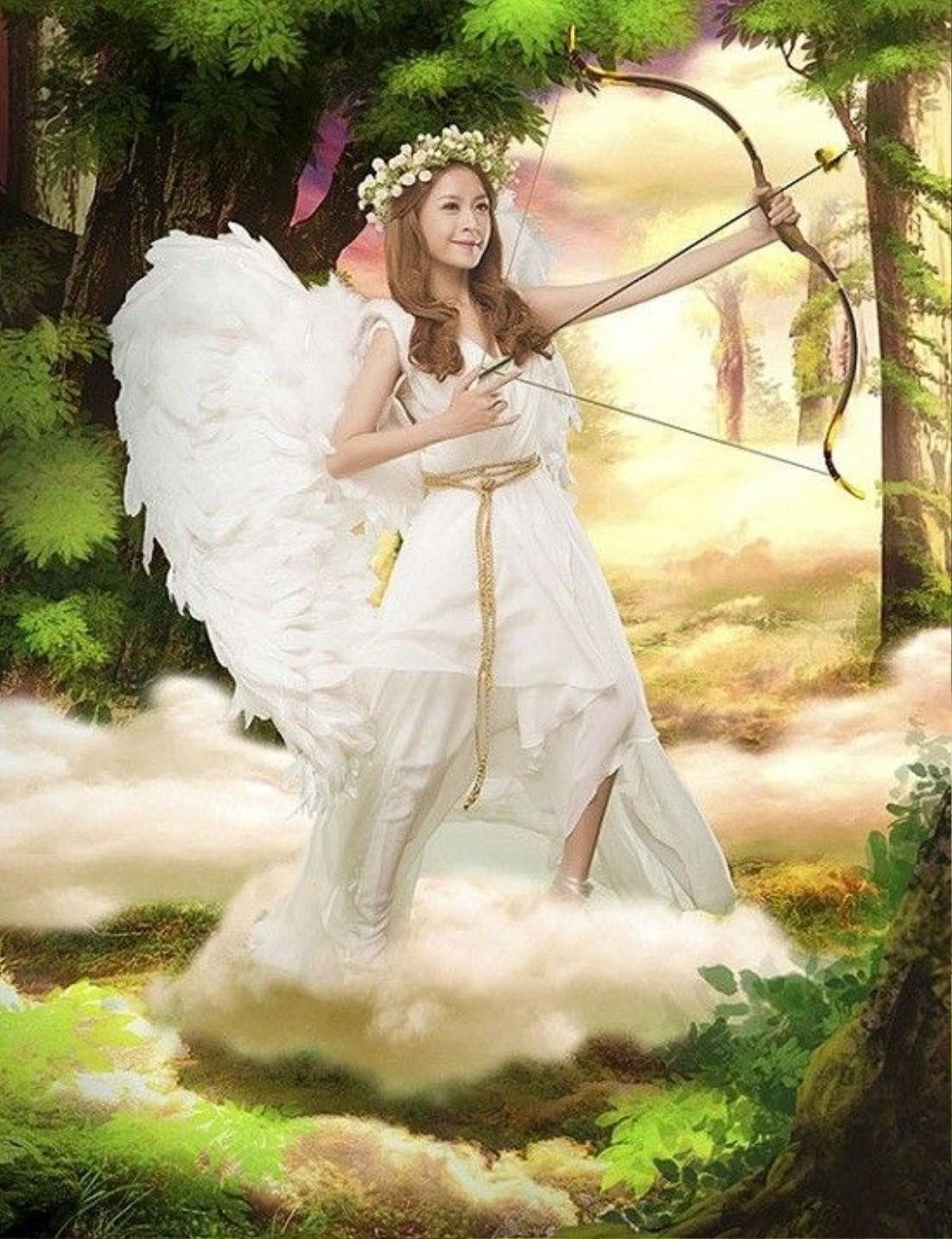 Cô nàng vào vai thần tình yêu Cupid.