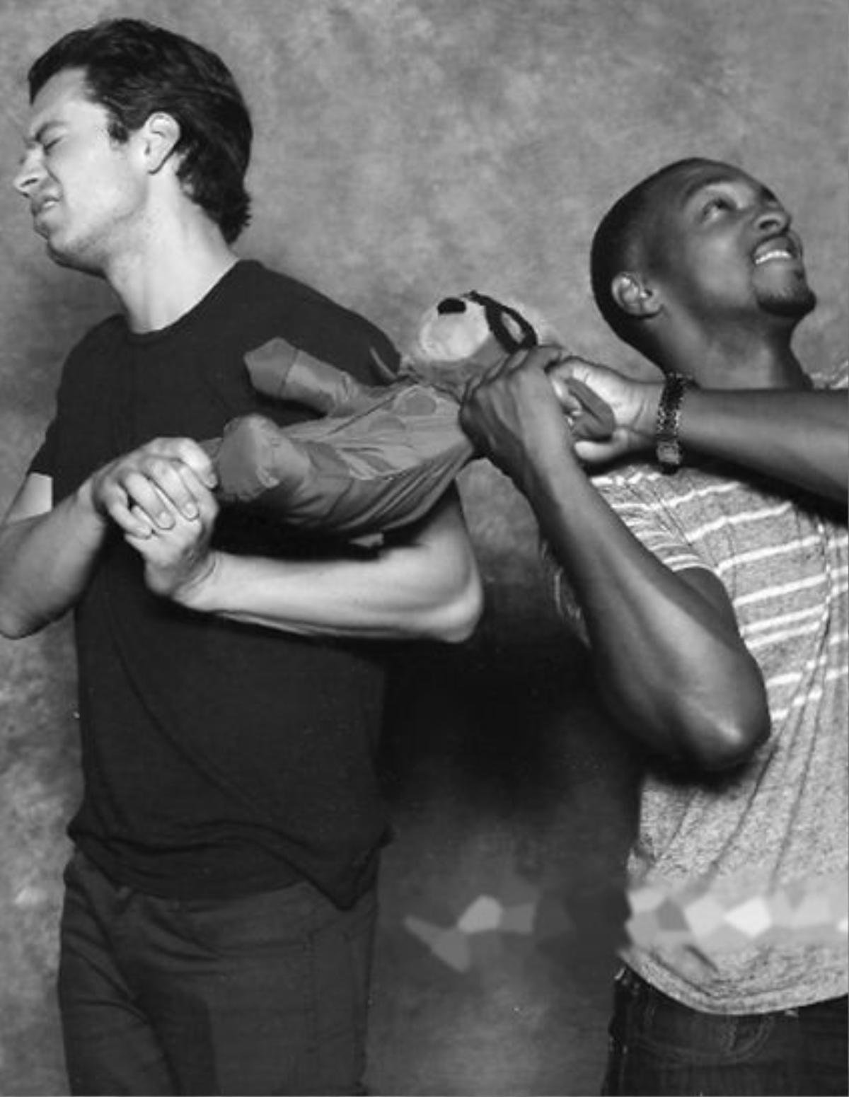 01 Sebastian stan anthony mackie