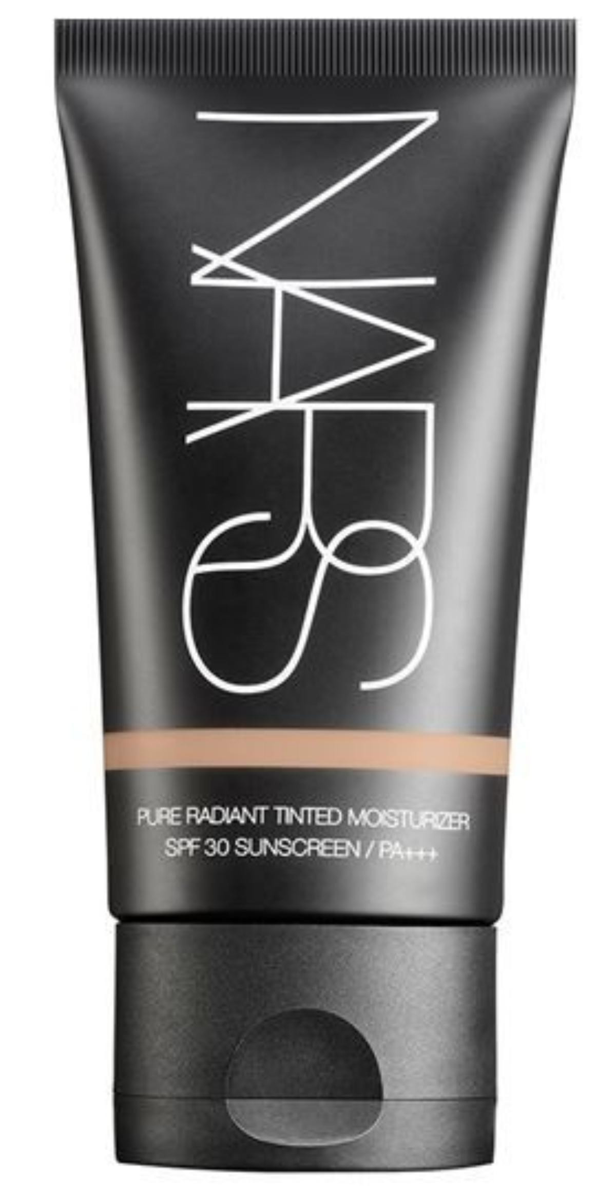 Sản phẩm gợi ý: Kem dưỡng ẩm có màu Nars - Tinted Moisturizer