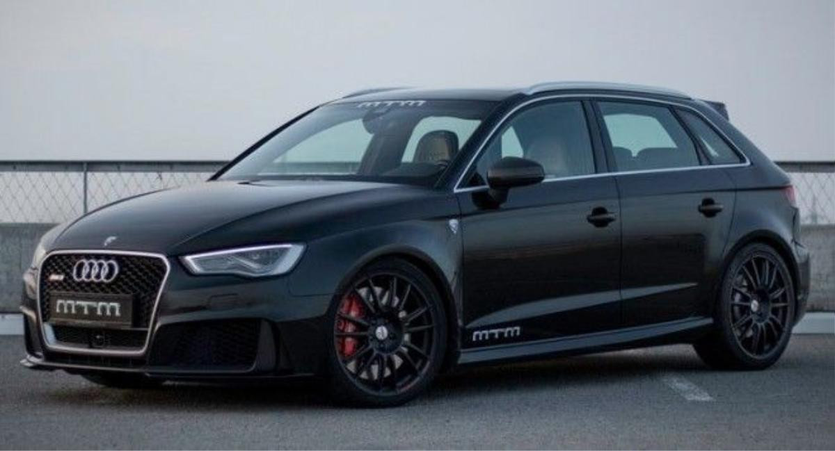 Audi RS3 chỉ như một chiếc xe gia đình đối với anh.