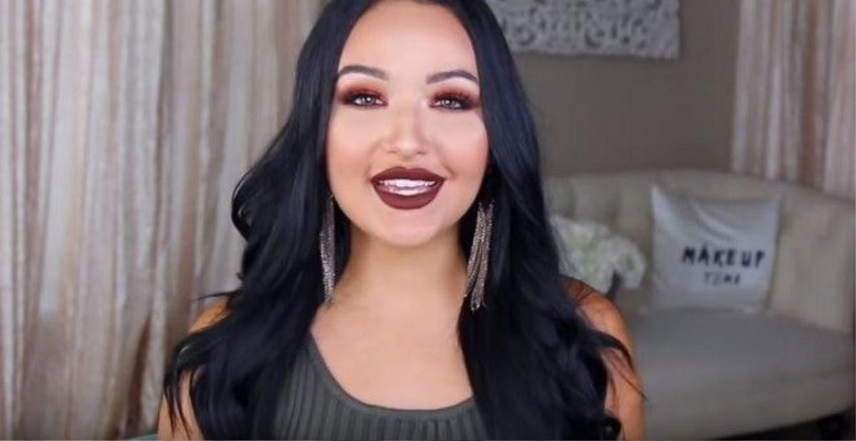 Chân dung beauty blogger Amanda Ensing 