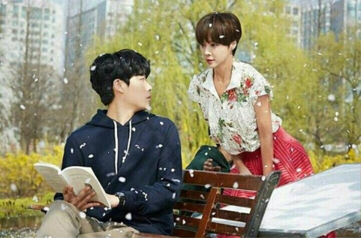 Lucky Romance - Kẻ kế thừa xứng đáng của 'Hậu duệ Mặt trời'? Ảnh 5