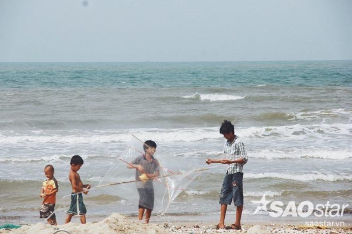 Ước mơ 'không có cánh' của trẻ em vùng biển Bình Thuận Ảnh 2