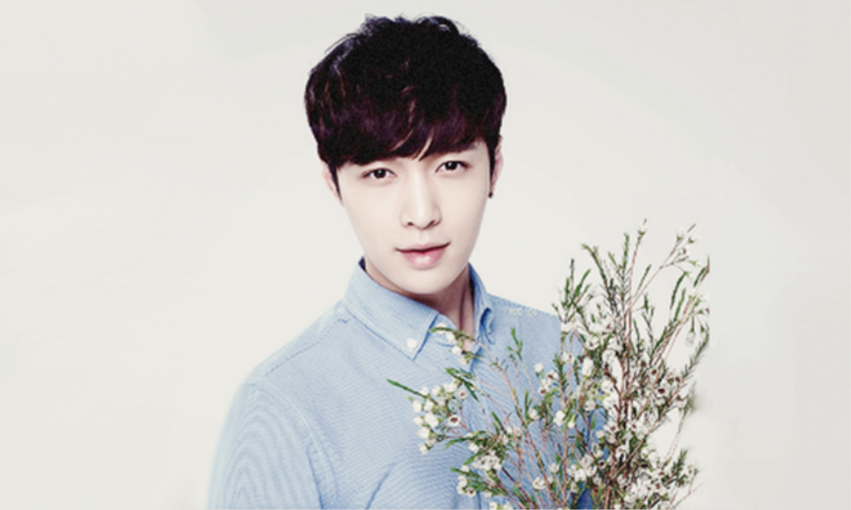 Nam ca sĩ - diễn viên Lay (EXO).