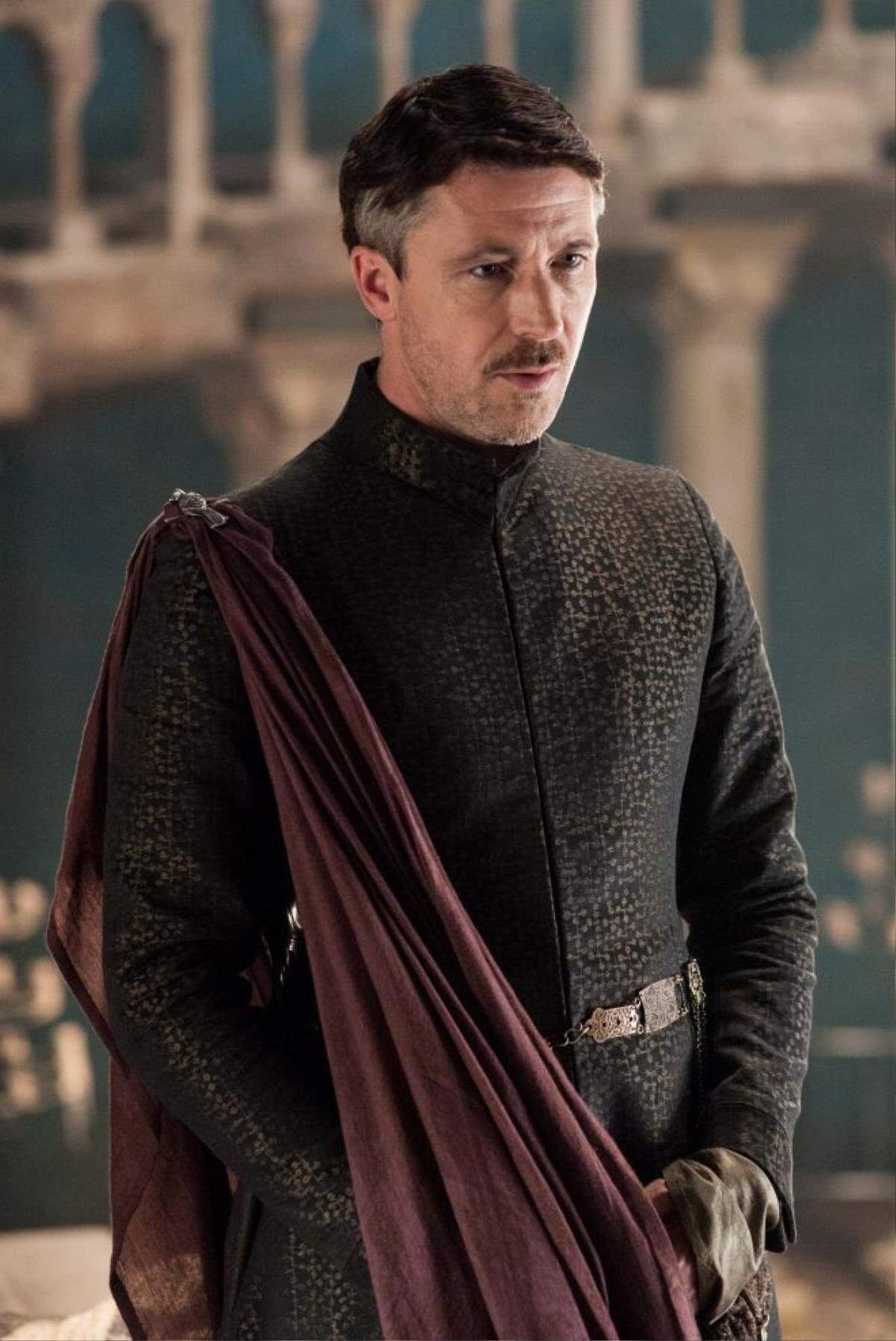 Petyr-Baelish-lord-petyr-baelish-35715662-2832-4240