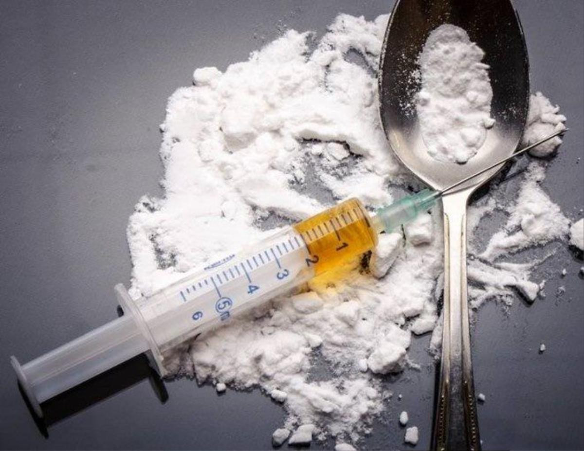  Bột fentanyl có thể xâm nhập vào cơ thể người qua đường hô hấp. Ảnh: thefix.com. 