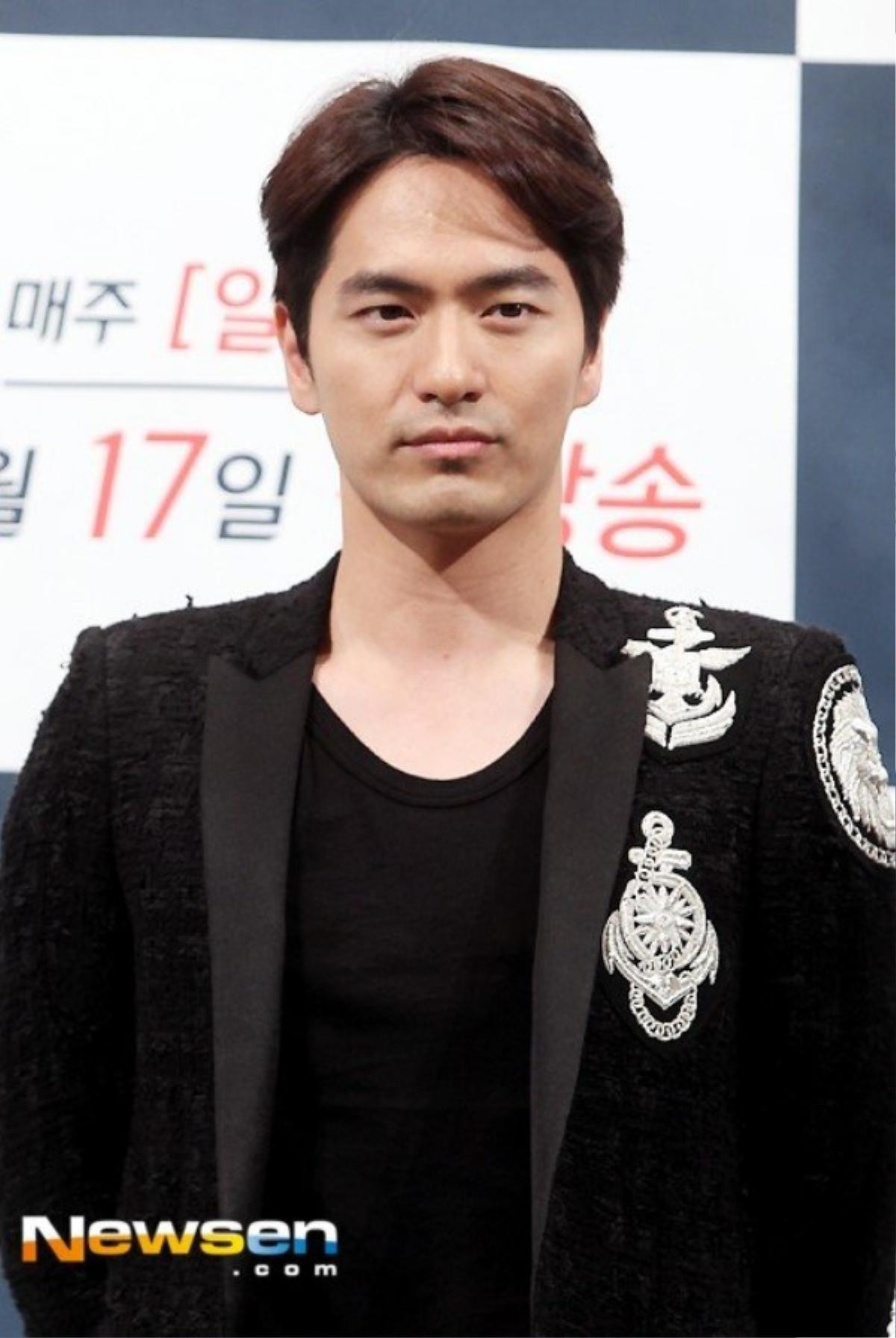 resize_lee-jin-wook1