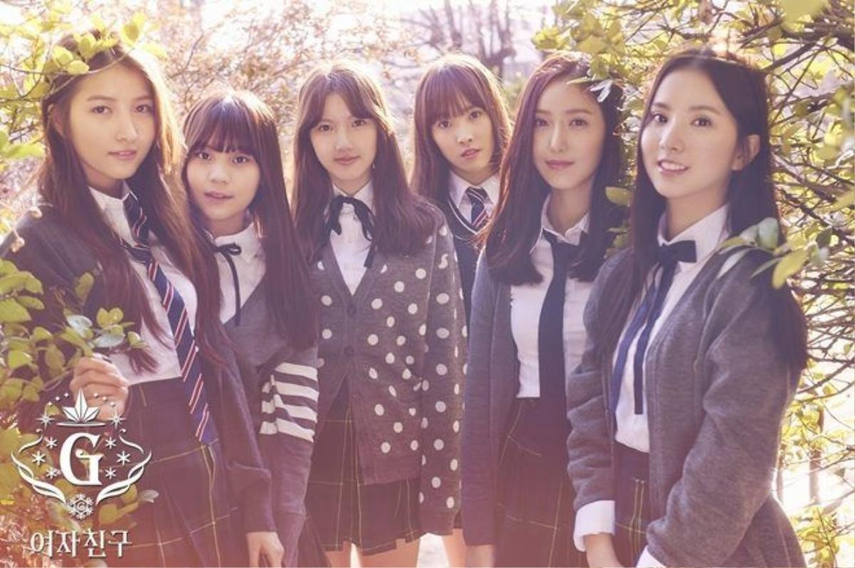 Khán giả đã quen thuộc với các ông nàng GFriend trong concept đồng phục nữ sinh nhí nhảnh, đáng yêu.