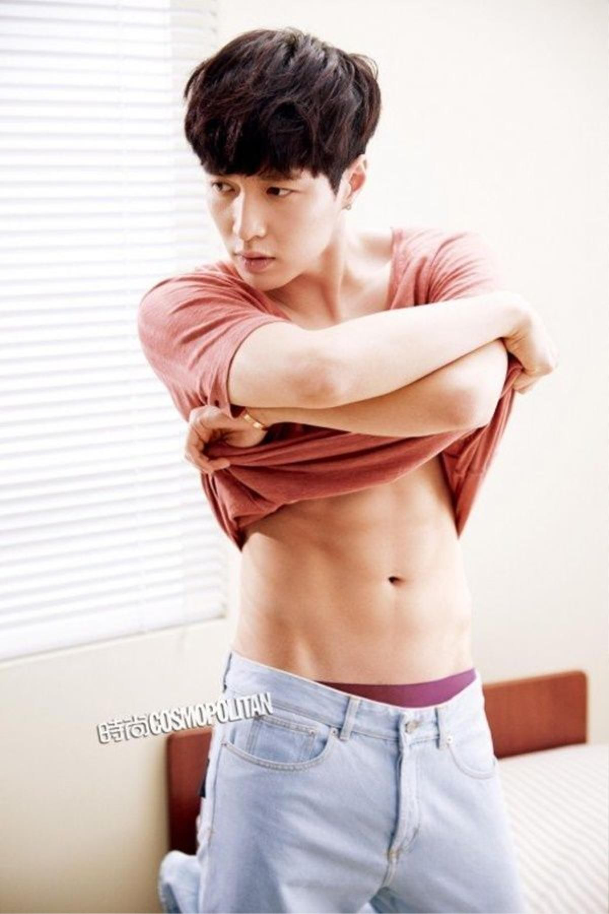 exo-lay-abs