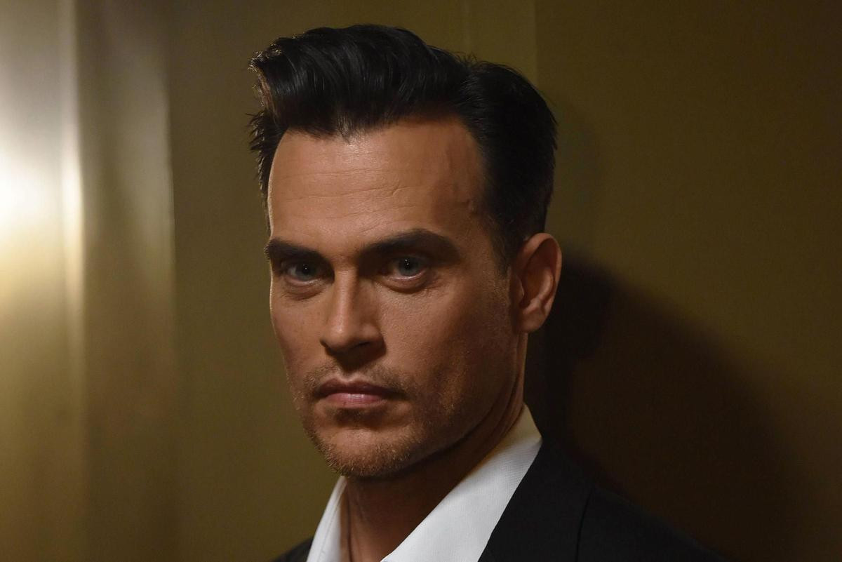 Cheyenne Jackson là gương mặt tiếp theo. 