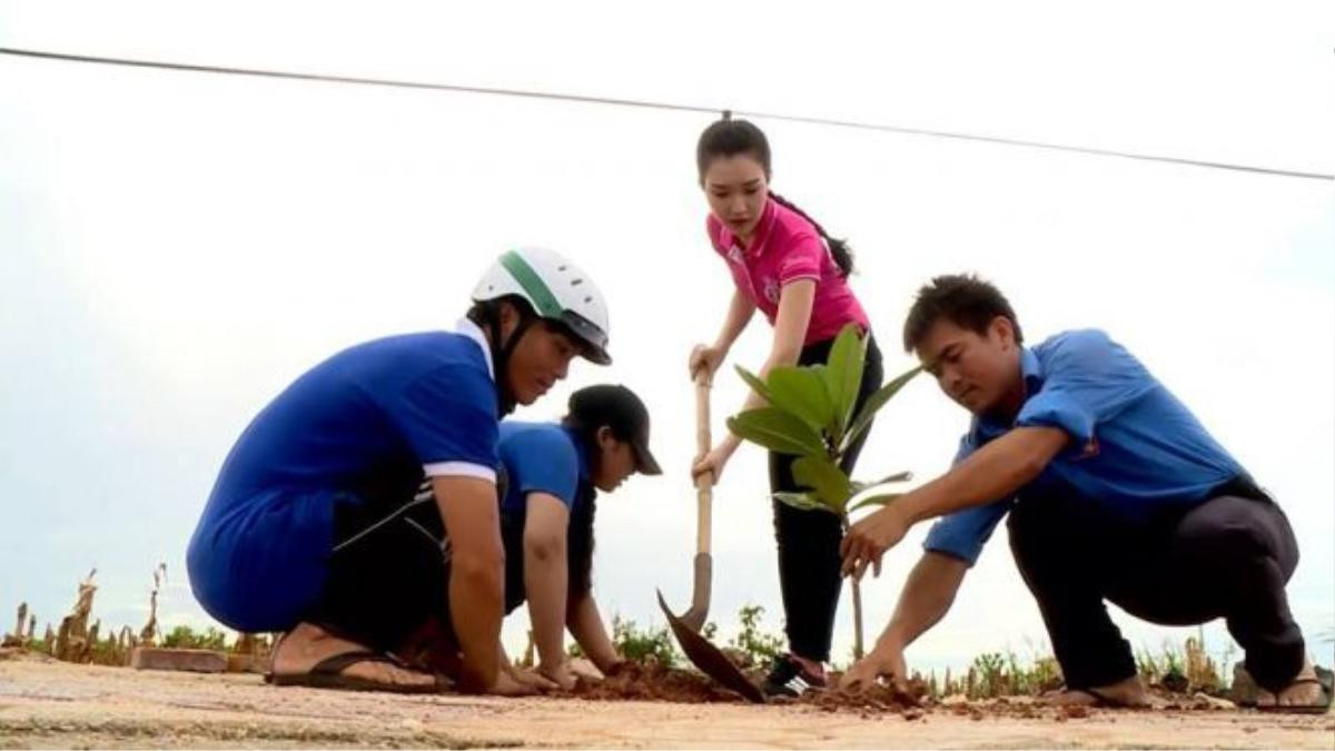 Hình ảnh Ngọc Trân trong phần thi Người đẹp Nhân Ái.