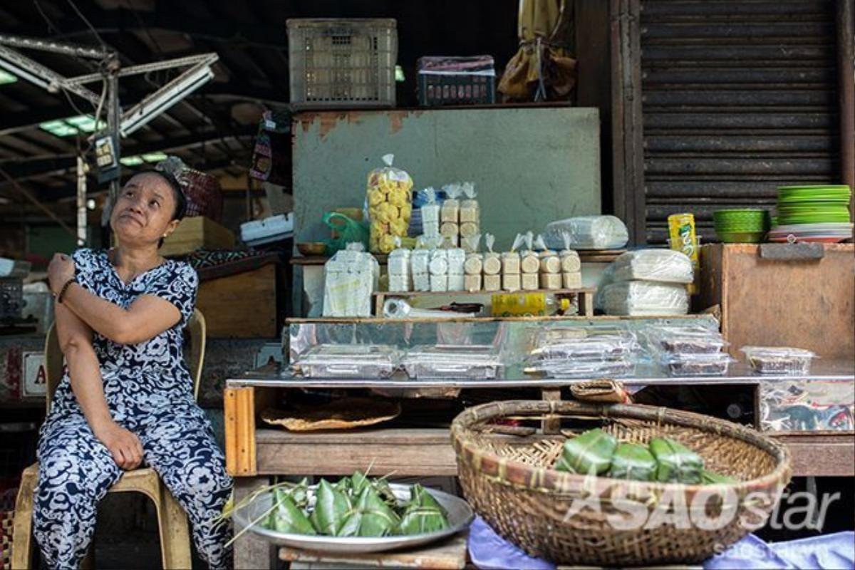 Gian hàng bán các món bánh “chuyên dụng” cho các dịp giỗ chạp của người Quảng Nam