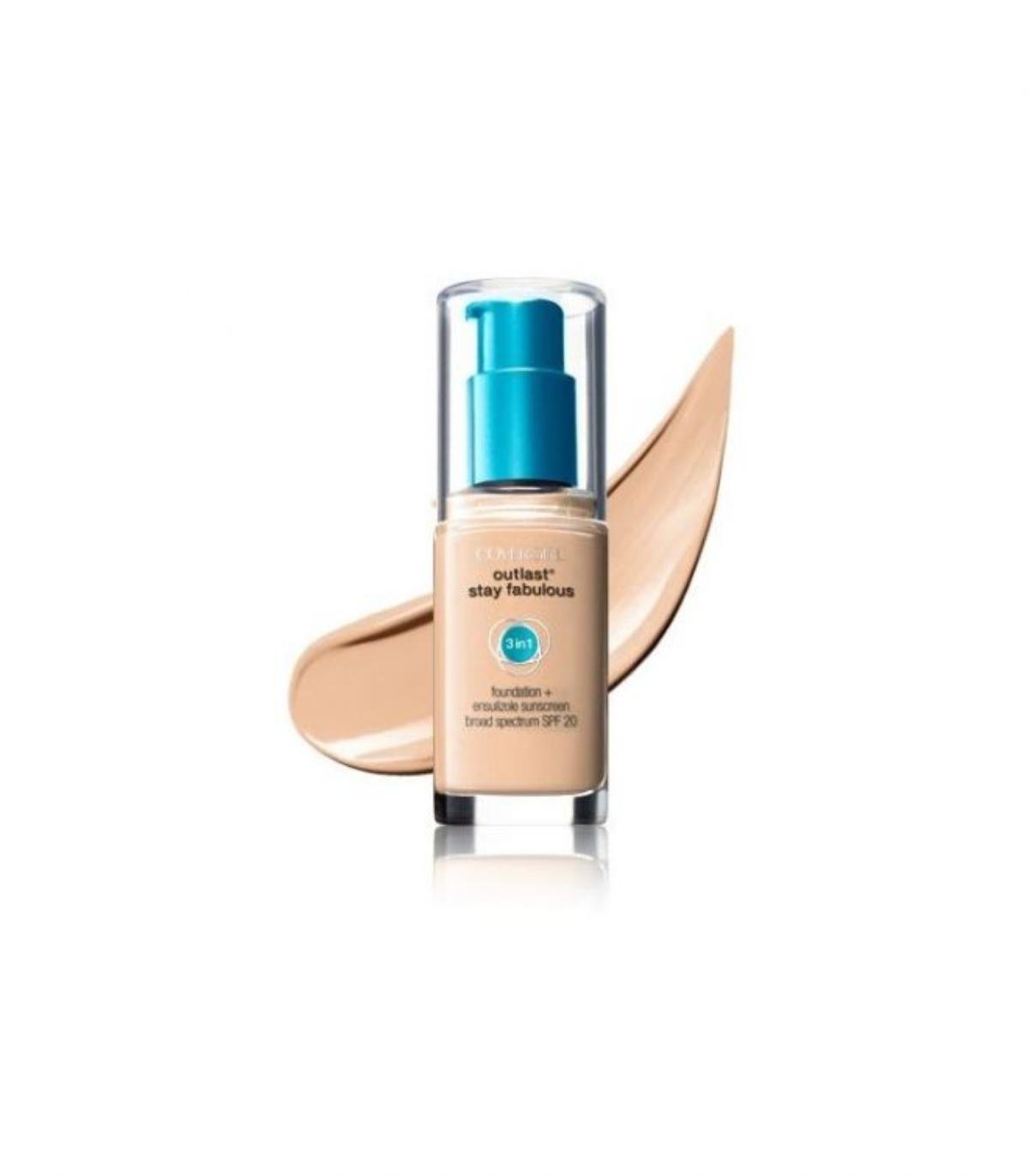 Cover Girl Outlast Stay Fabulous 3-in-1 Foundation có công dụng 3 trong 1: kiềm đầu, che khuyết điểm và giúp làm se khít lỗ chân lông.