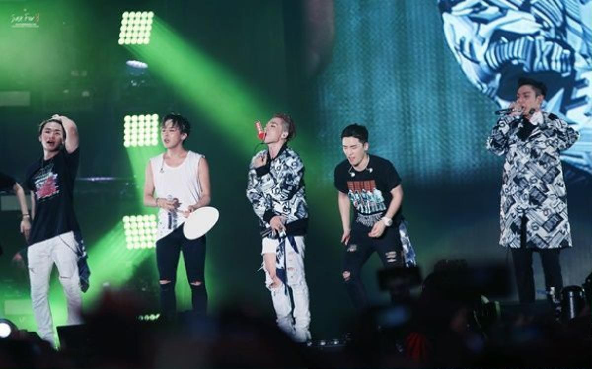 BigBang vừa có một đêm concert kỷ niệm 10 năm đầy cảm xúc.