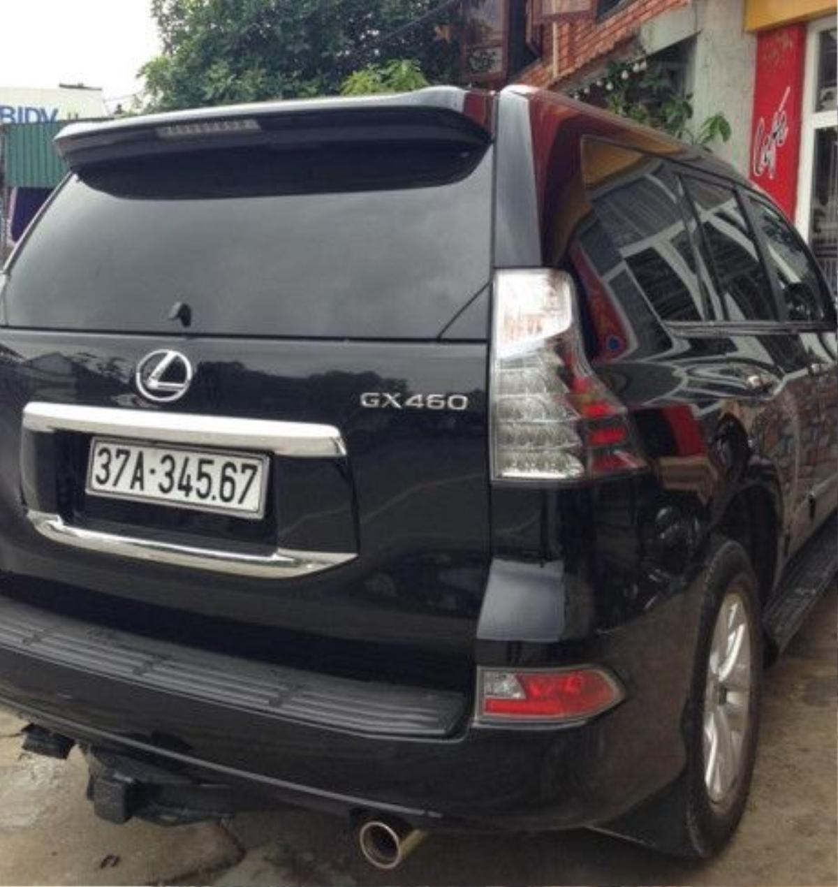 Và Lexus GX460 cũng tại xứ Nghệ.