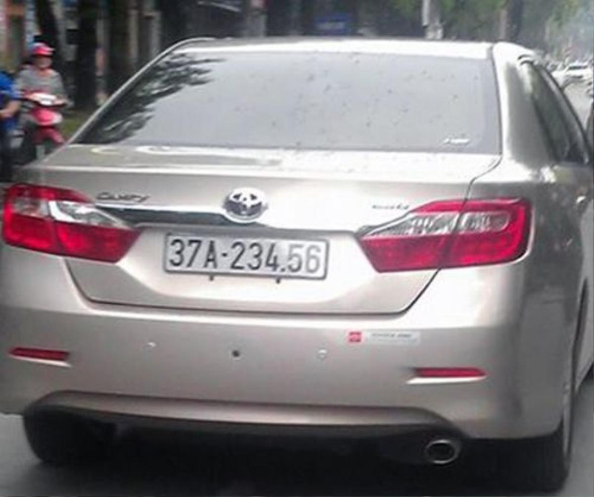 Toyota Camry của Nghệ An.