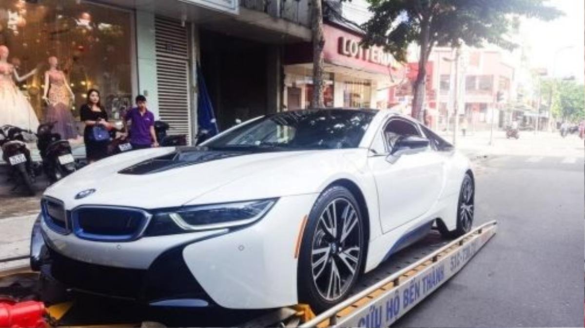 lo-danh-tinh-nguoi-chong-mua-sieu-xe-7-ty-bmw-i8-tang-sinh-nhat-vo-13-071715