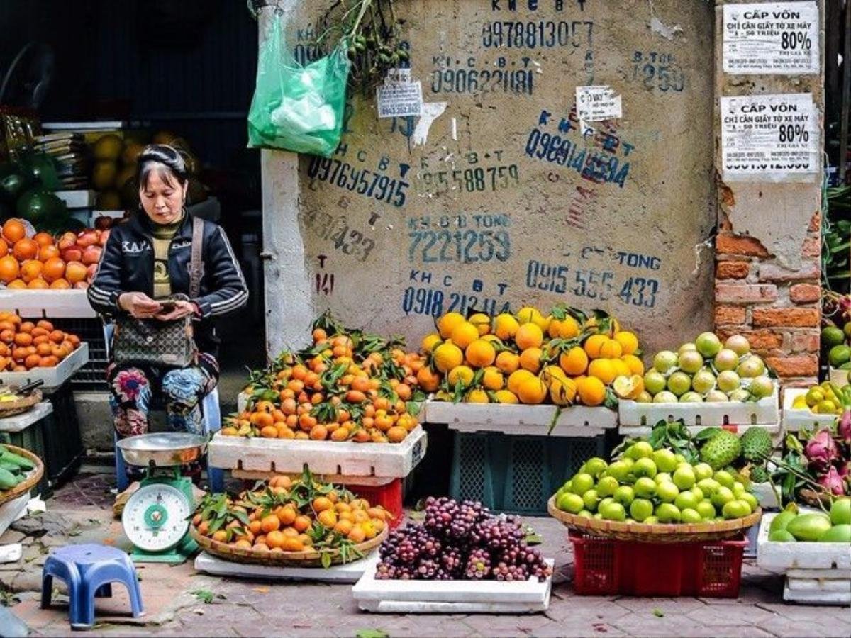 Đến Việt Nam lần đầu vào năm 2004, Anthony Bourdain nhanh chóng bị phố cổ Hà Nội và Tuần Châu (Hạ Long) hút hồn. Đây cũng là lần đầu tiên đầu bếp này được thưởng thức món bún chả, để sau đó giới thiệu cho Tổng thống Mỹ Obama. Phát biểu trên CNTraveler vào năm 2014, Anthony Bourdain nhận xét: “Chuyến đi đầu tiên đến Việt Nam đã thực sự thay đổi cuộc đời tôi. Việt Nam như một hành tinh khác, một hành tinh có rất nhiều món ngon, hút tôi vào và không bao giờ thả ra". Ảnh: Pixabay .